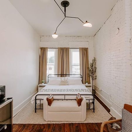 East Main Lofts - Farmhouse 204 Мэдисон Экстерьер фото