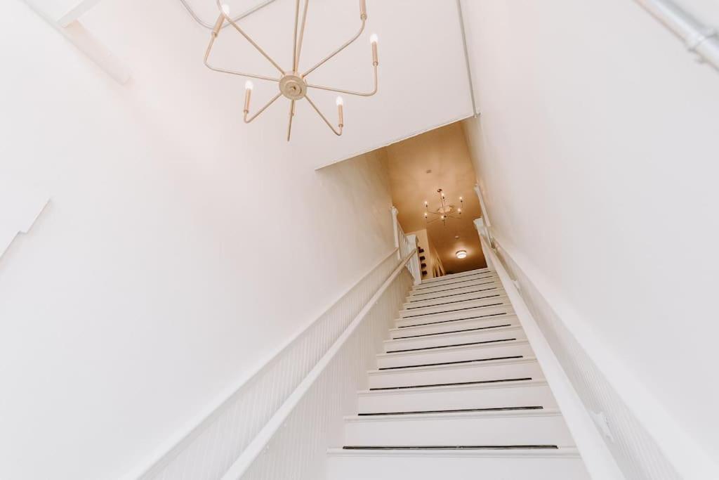 East Main Lofts - Farmhouse 204 Мэдисон Экстерьер фото